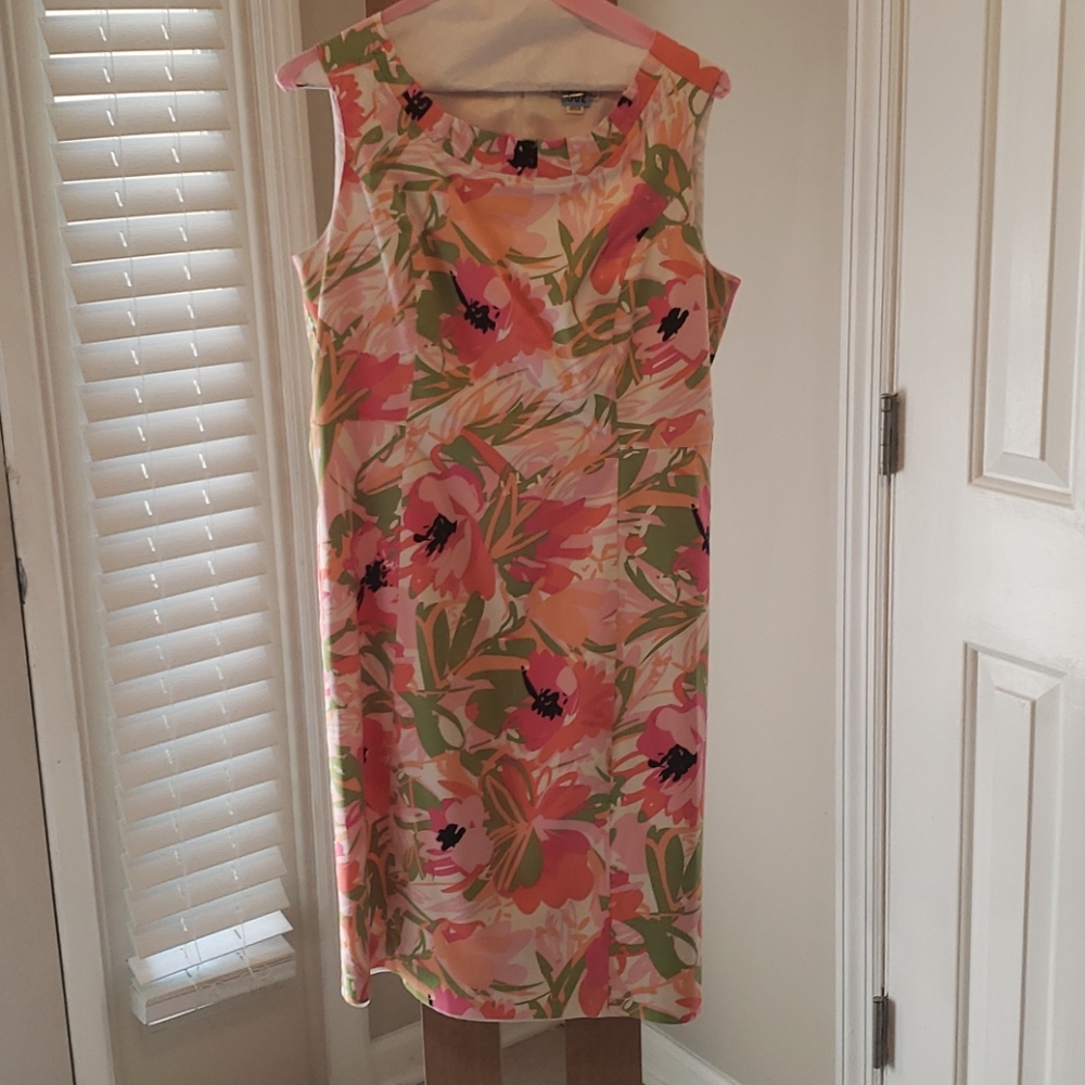 Flower print bright dress